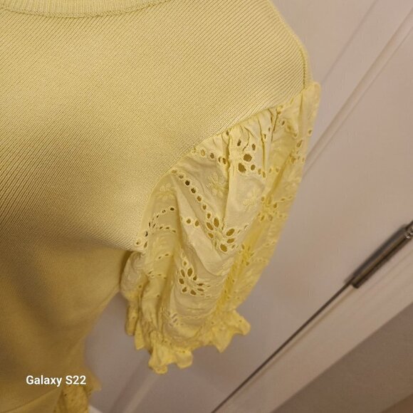 Anthropologie Yellow Sweater. NWT. Size Medium. Host Pick. - Picture 3 of 14